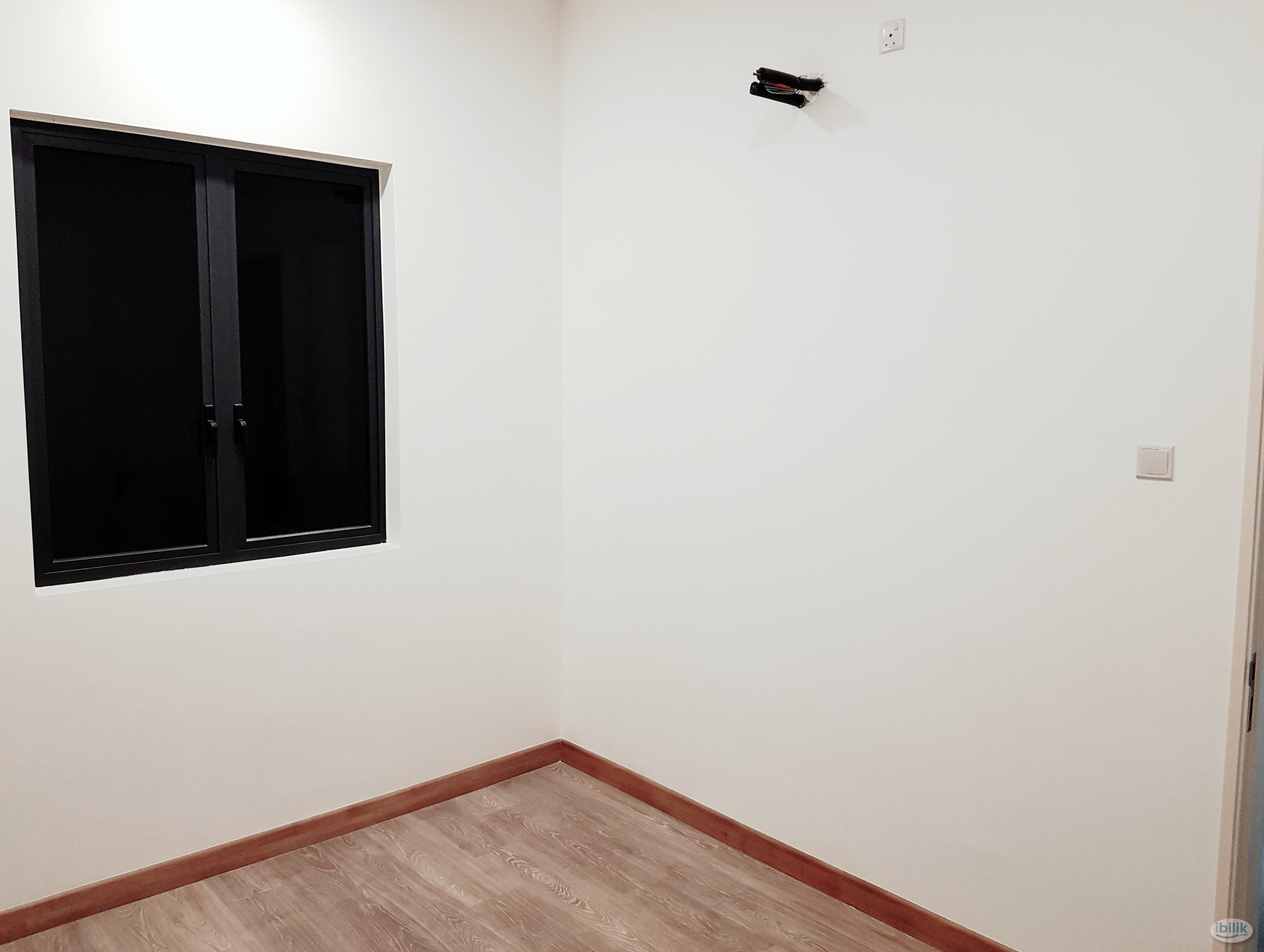 MIDDLE ROOM @ SOUTH VIEW SERVICED APARTMENTS - Image 1