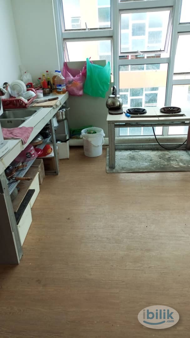 Shophouse room for rent - Image 5