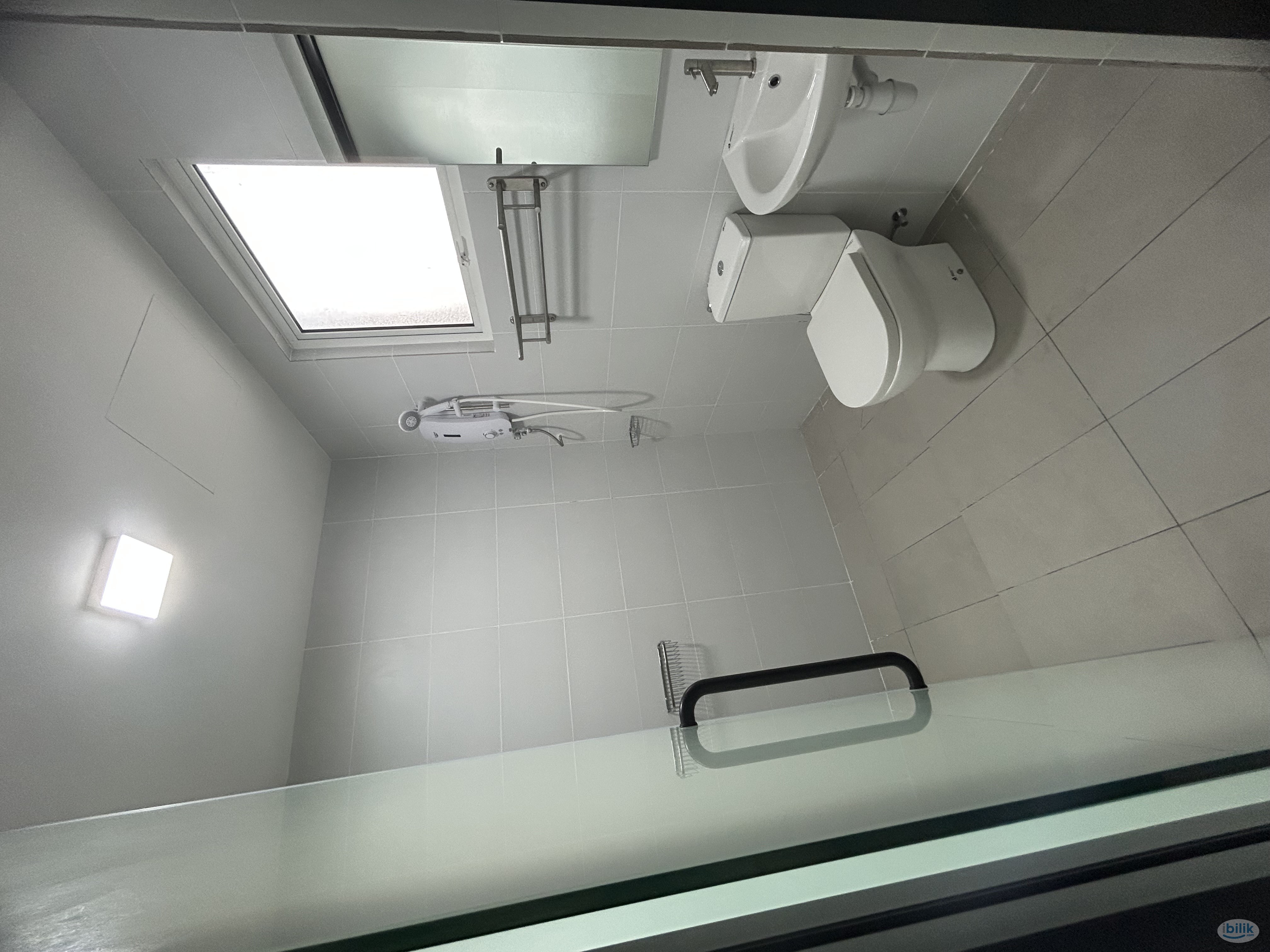 Single Room at Nadayu 801 @ Subang Murni, Shah Alam - Image 2