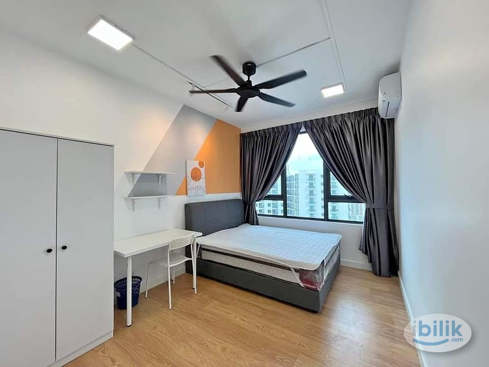 Master Room at Nadayu 801 @ Subang Murni, Shah Alam - Image 1