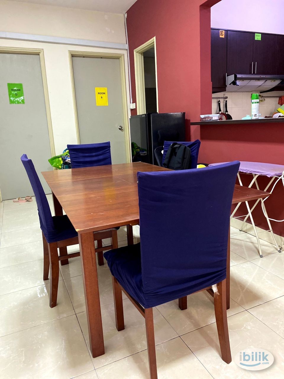 (MRT STATION)Master Room at Casa Indah 1, Tropicana - Image 1