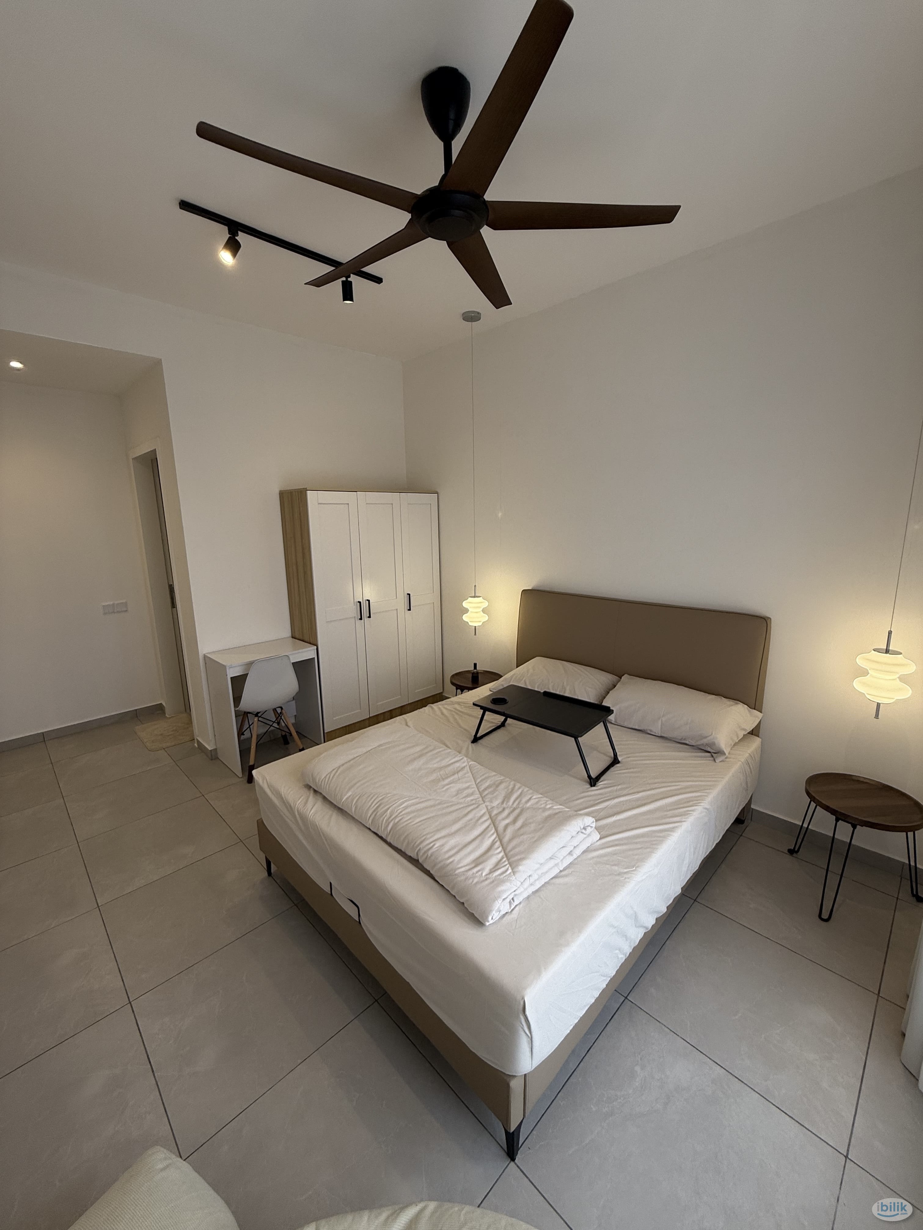 Middle Room at Bangsar, Kuala Lumpur - Image 1