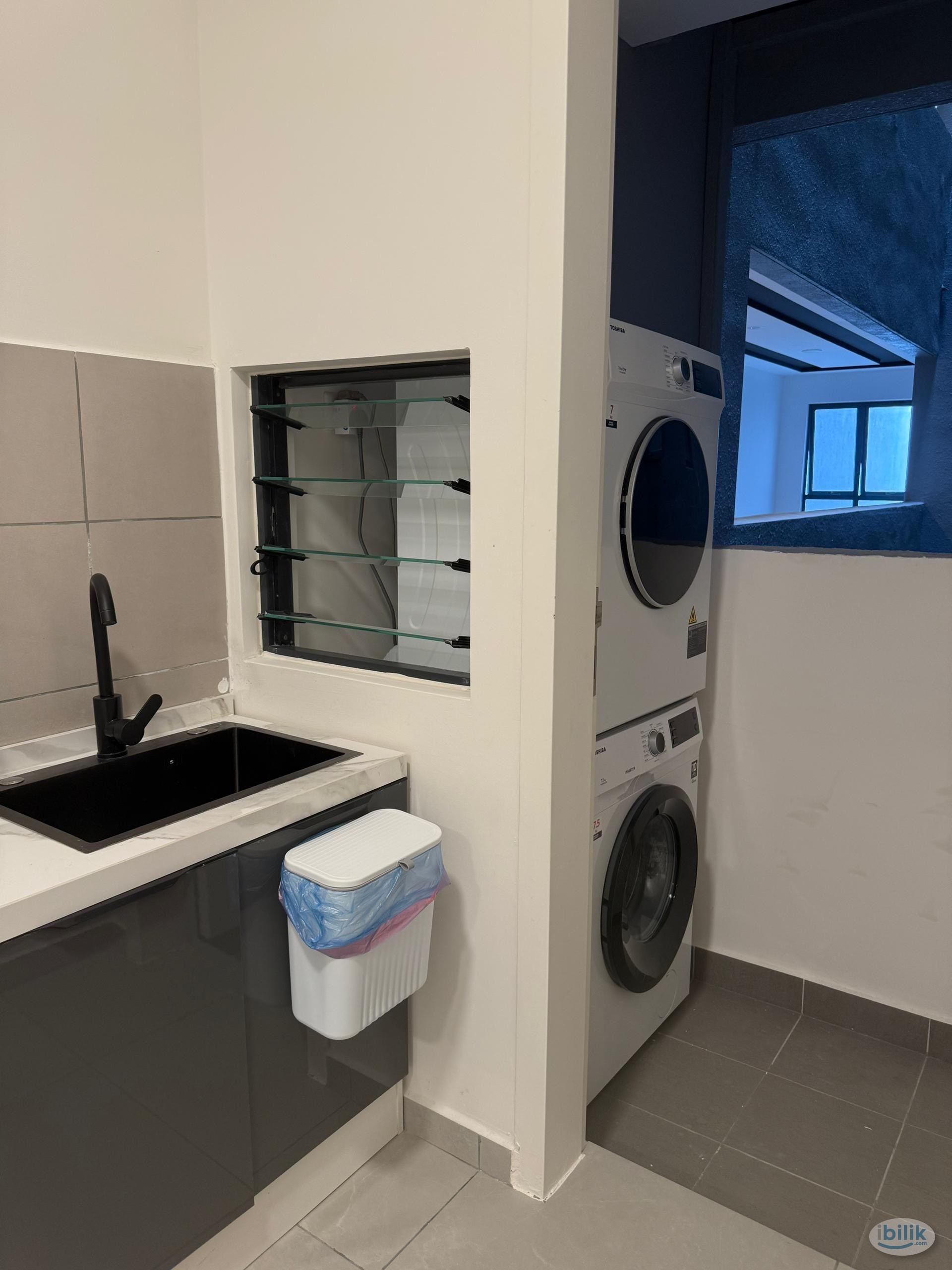 Middle Room at Bangsar, Kuala Lumpur - Image 5