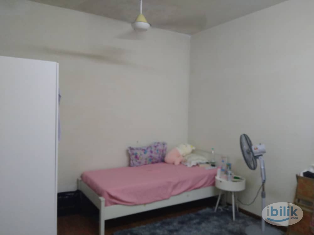 Middle Room at Titiwangsa Sentral, Titiwangsa - Image 1