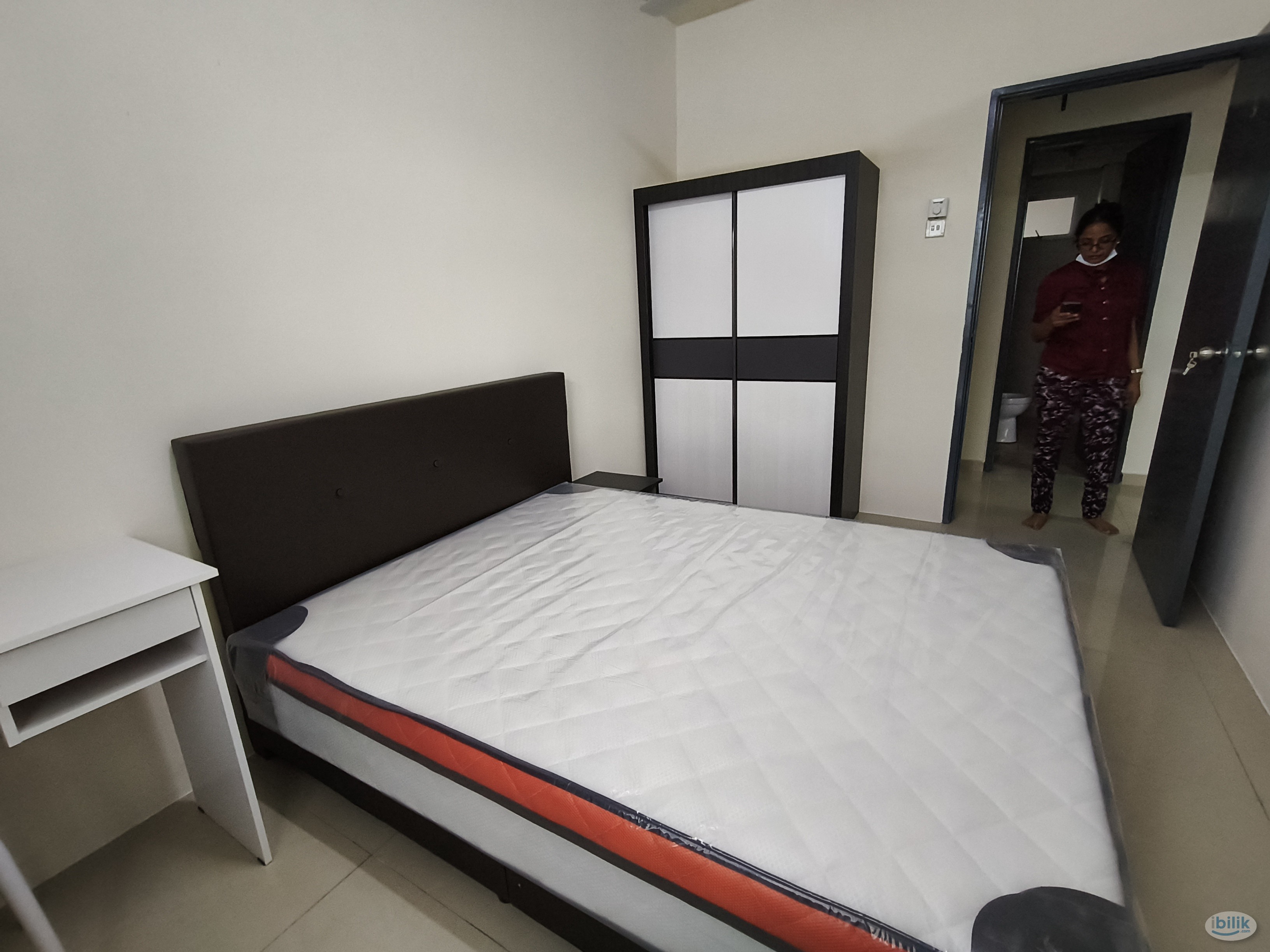 Co Living Rooms for Rent - Image 2