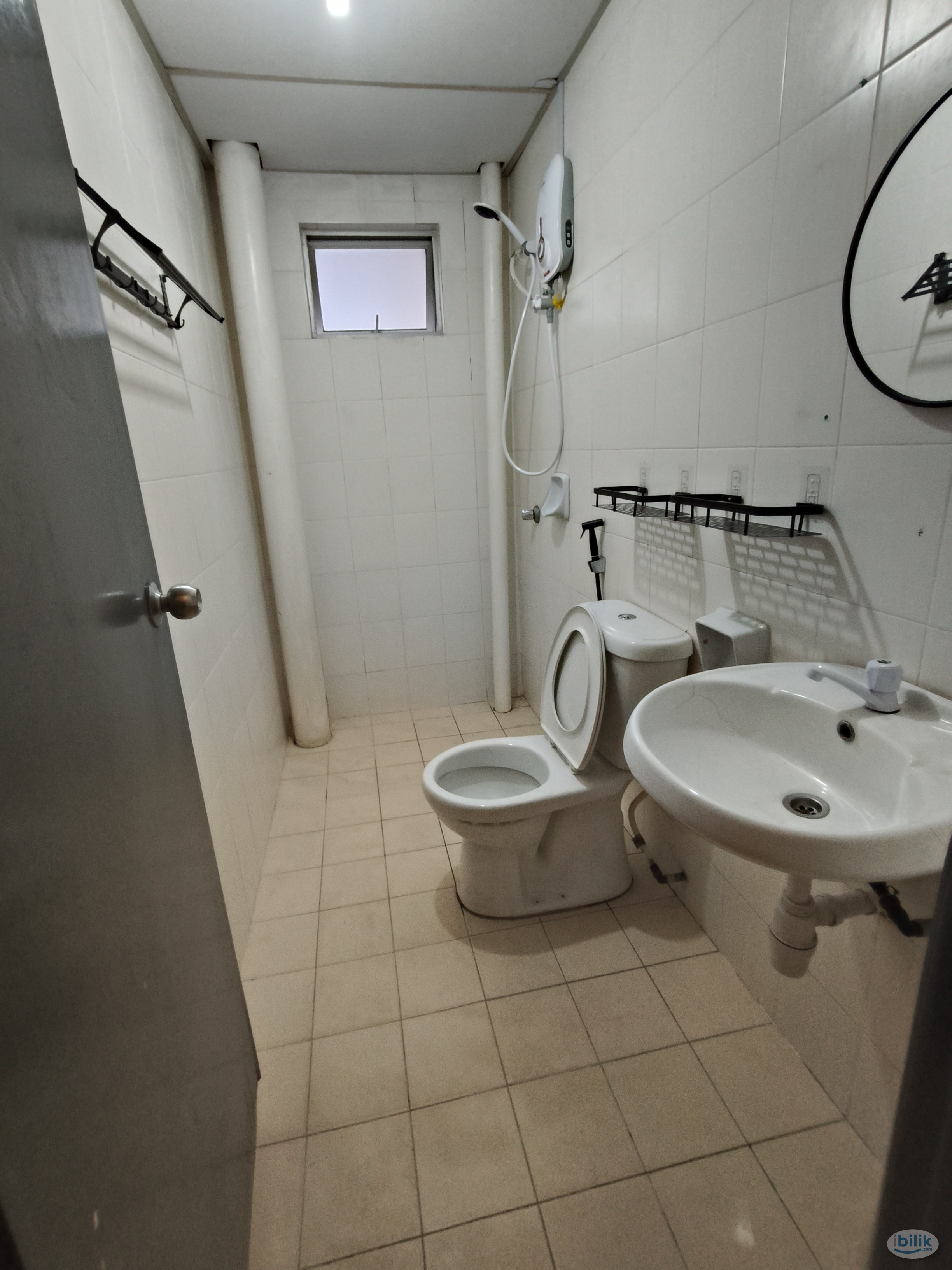 Co Living Rooms for Rent - Image 3
