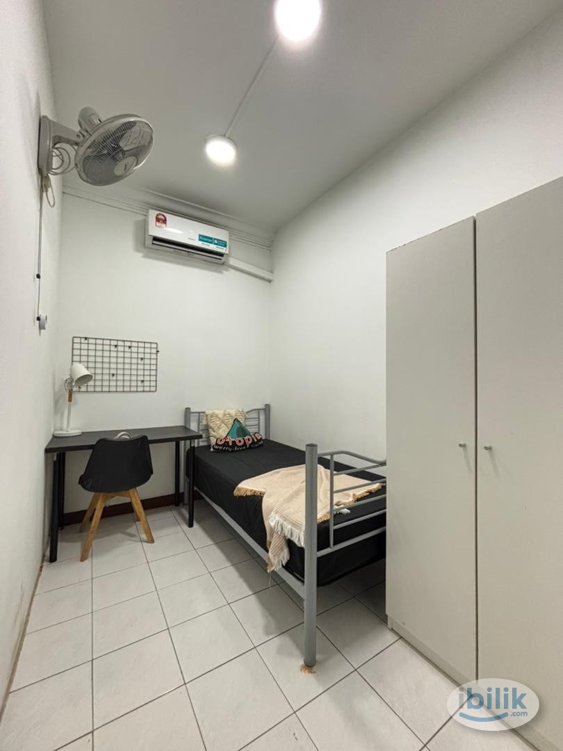 Zero Deposit KL CITY , Single Room with aircon beside LRT PWTC - Image 1