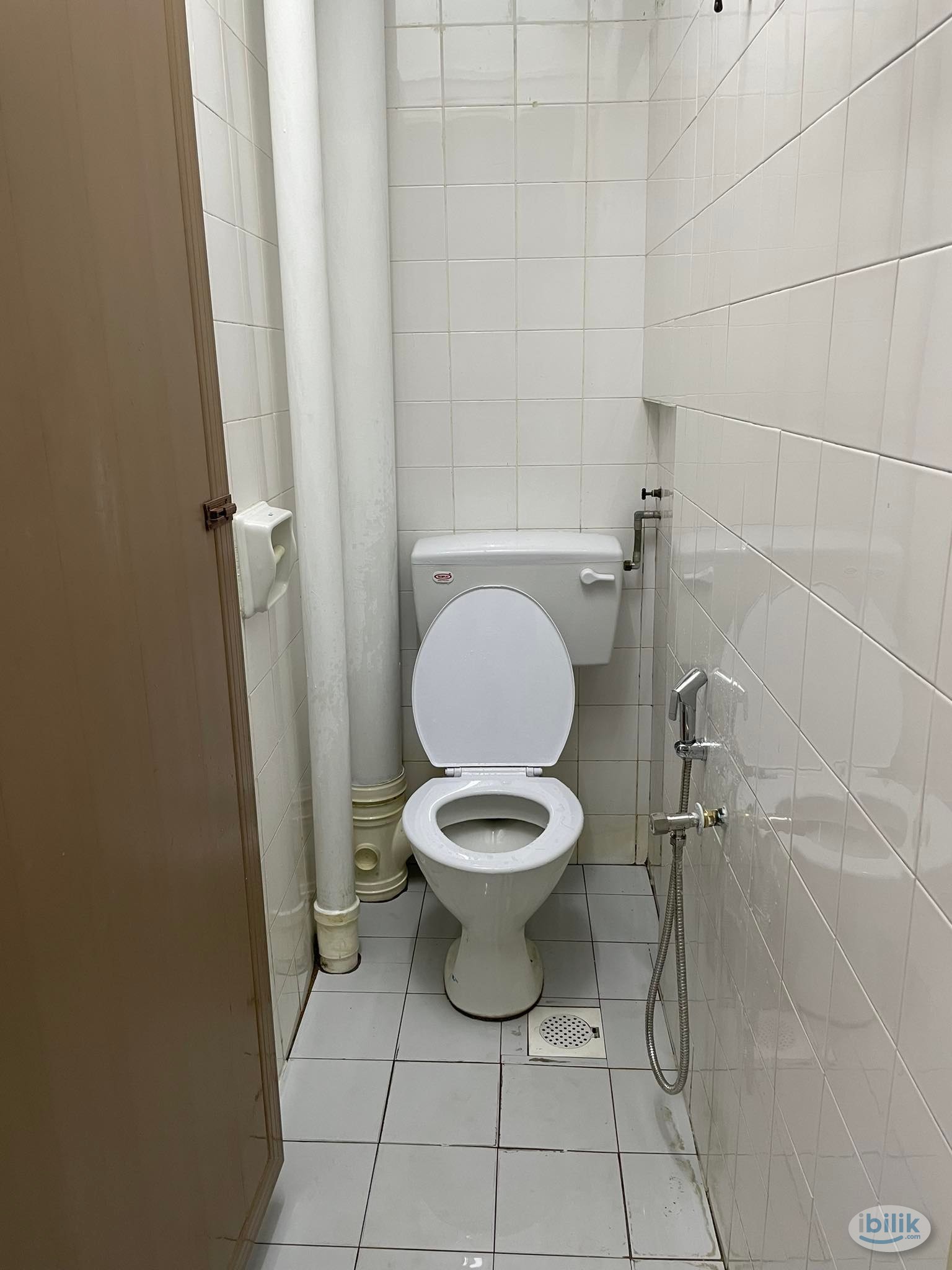 Big Room for Rent @ Jelutong (Near Karpal Singh) – RM600 – Chinese Male Only - Image 4