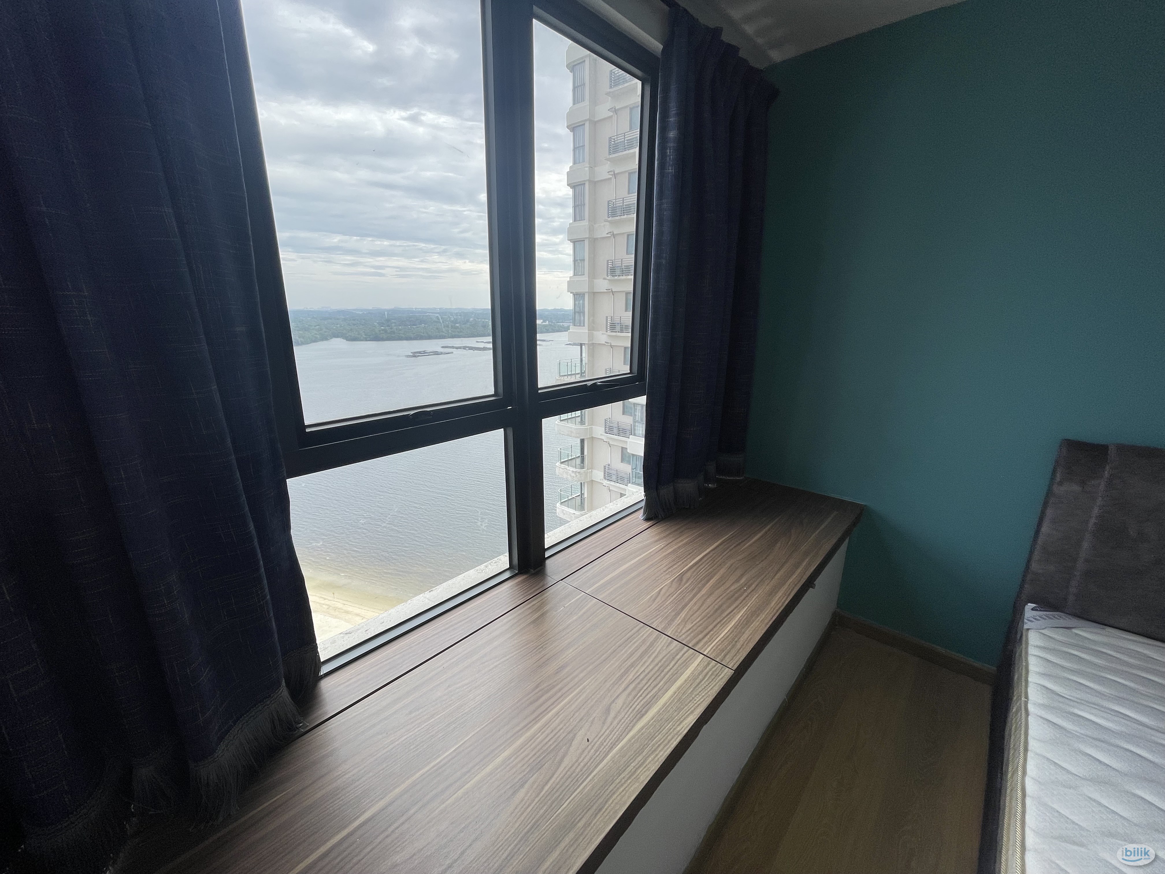 Middle Room at Country Garden, Danga Bay - Image 3