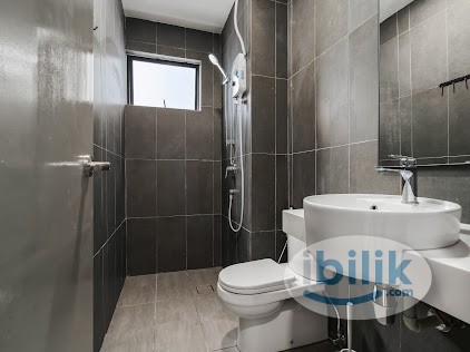 Exclusive Fully Furnished Private Medium Room, Near KLCC - Image 5