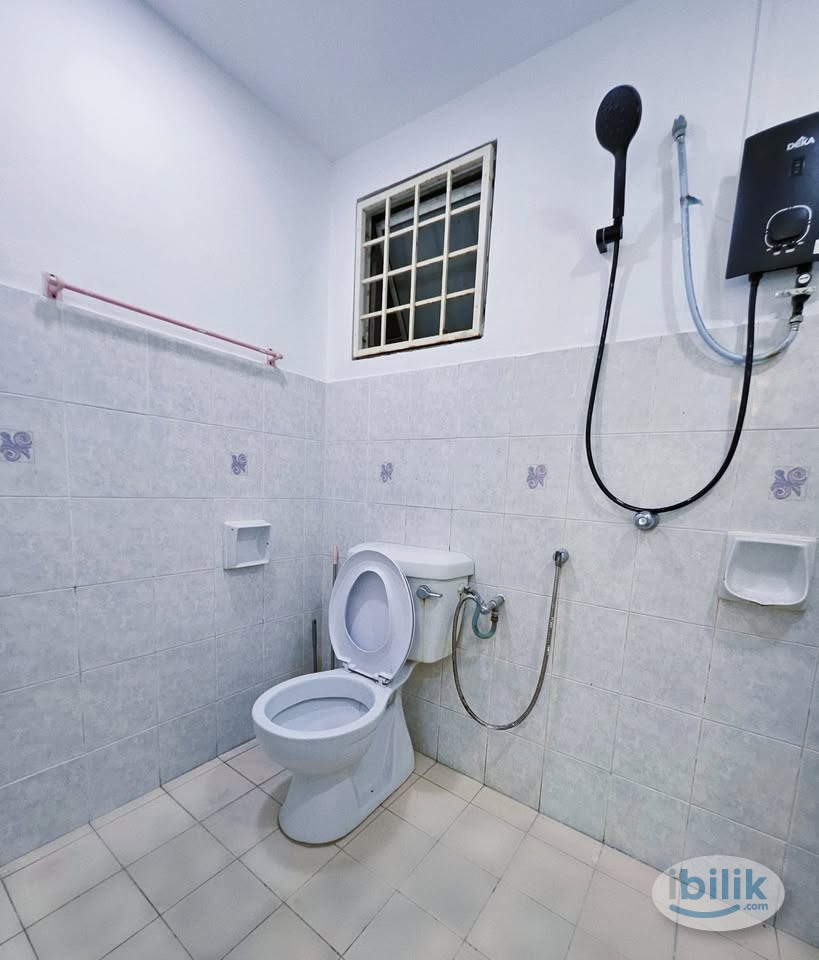 Ridzuan Condominium Female Unit Middle Room Zero Deposit ( T&C Applies ) - Image 3