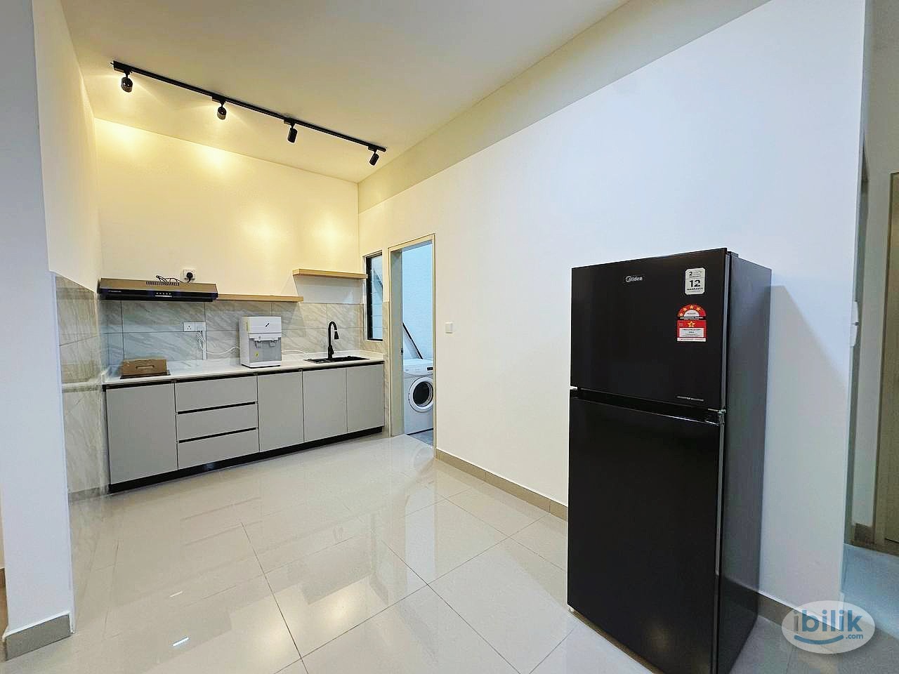 The Harmony Residence | Brand New Fully Furnished | Master Room with Private Bathroom | Hassle Free - Image 4