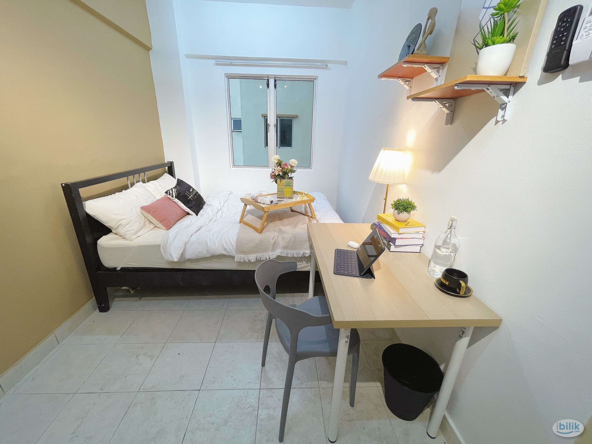 Fully Furnished Queen Room in Kota Damansara For Rent - Image 1