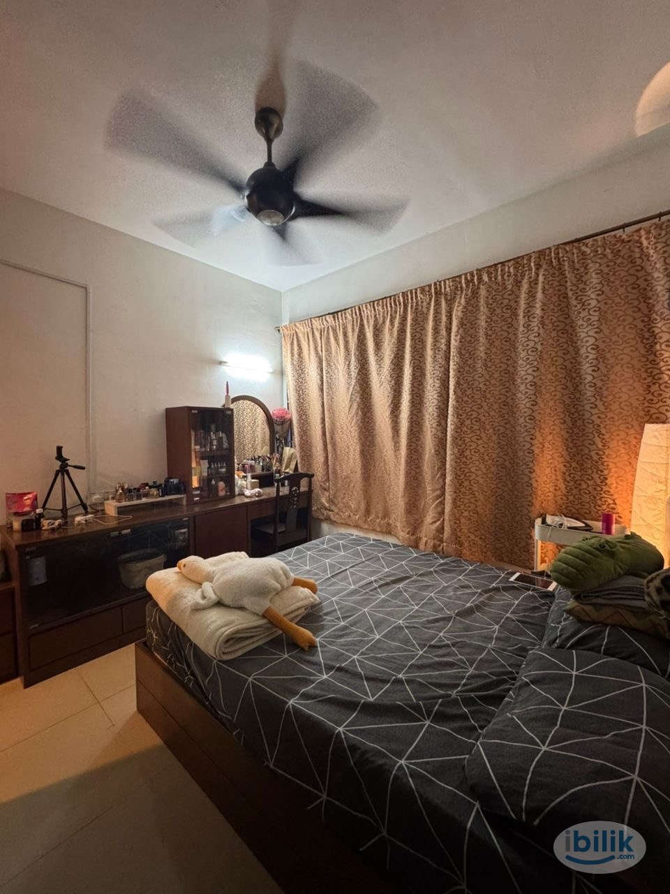 Master Room at N-Park, Batu Uban - Image 5