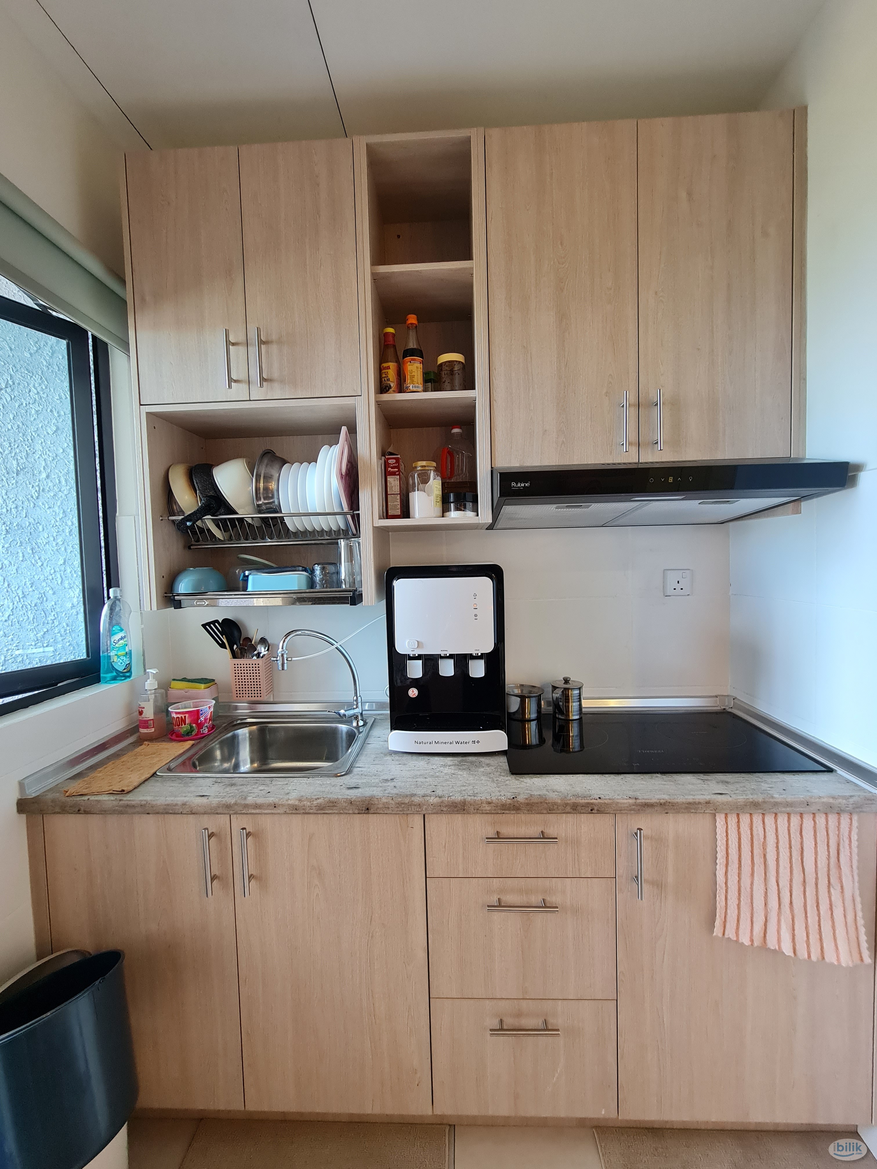 Middle Room at Meta Residences Putra Permai, Seri Kembangan - Image 4