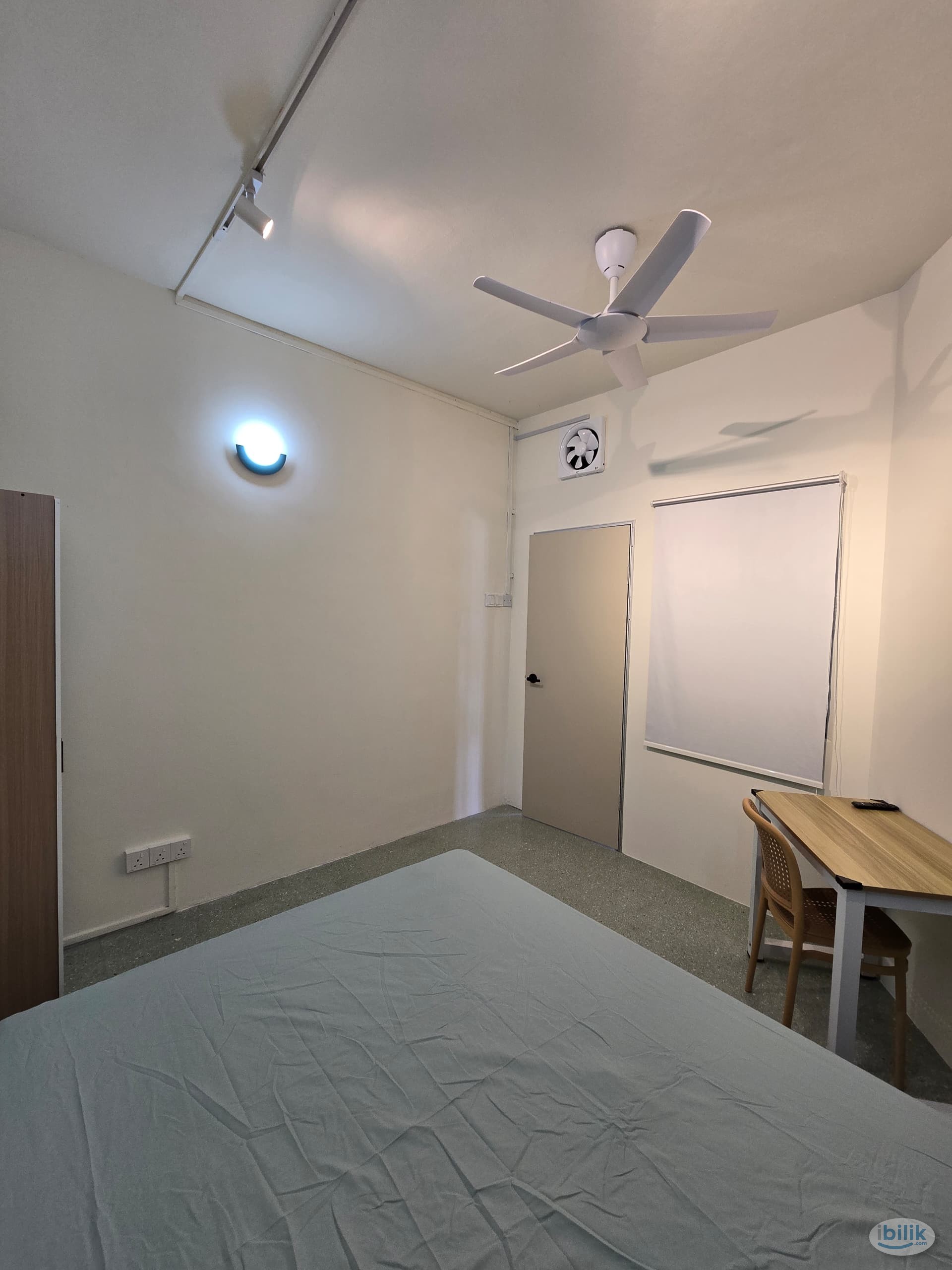 🪿Queen bed room | near BAC, LRT Asia Jaya - Image 1