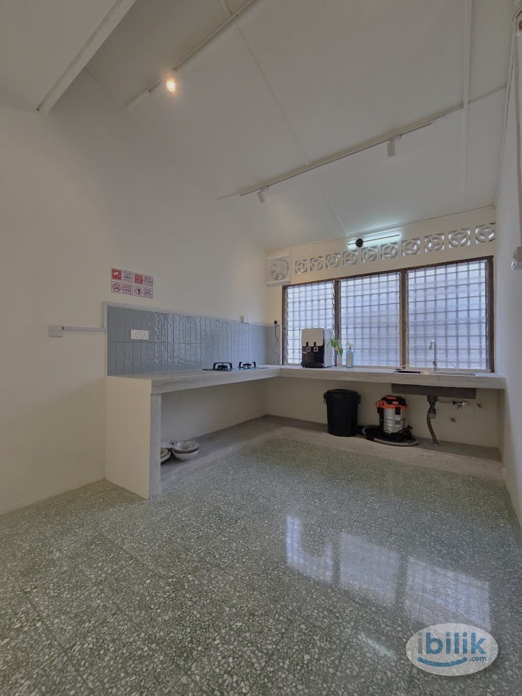 🪺Single room with window | new home with beautiful bathroom - Image 1