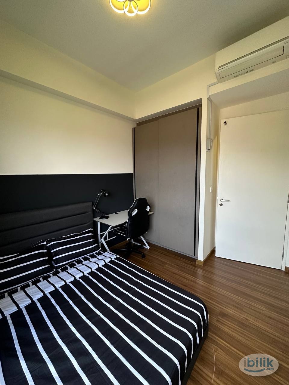 Single room at your luxury, Free water + Free wifi, Petalz Residence - Image 1
