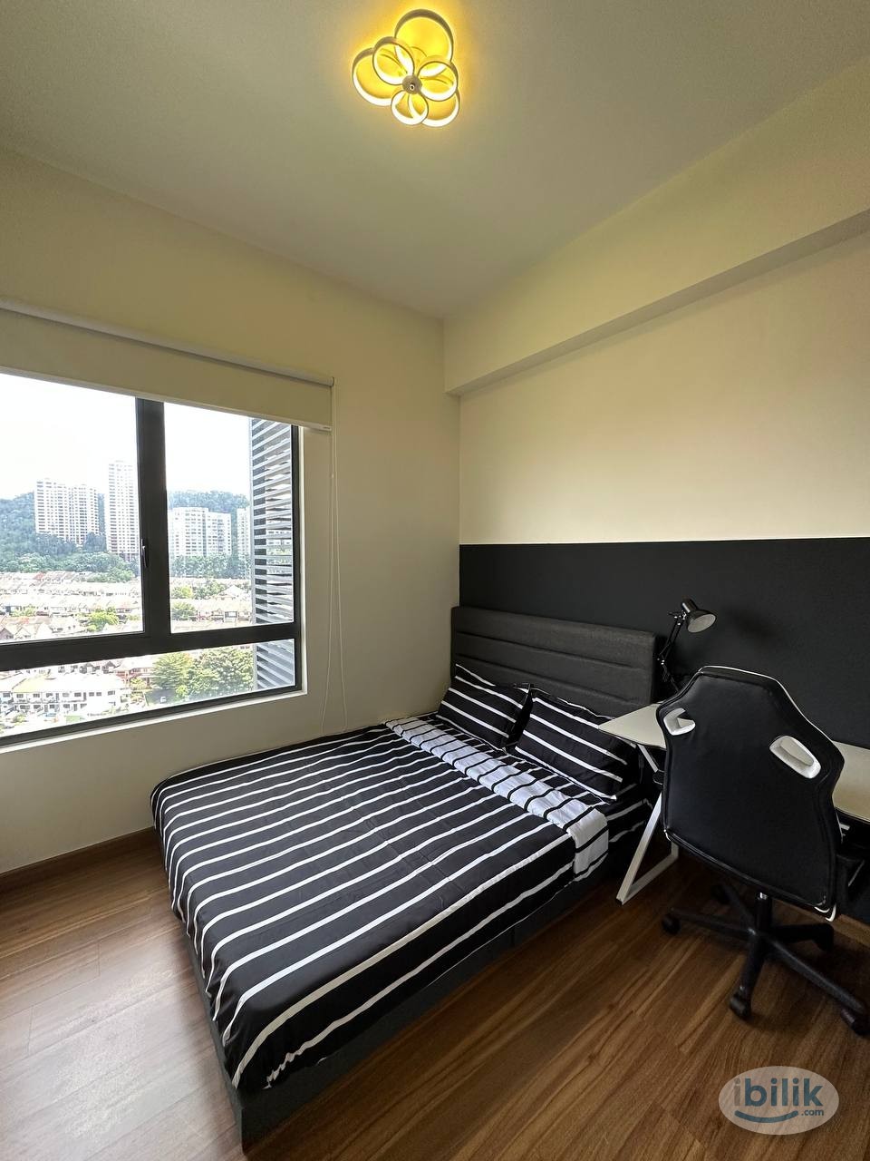 Single room at your luxury, Free water + Free wifi, Petalz Residence - Image 2