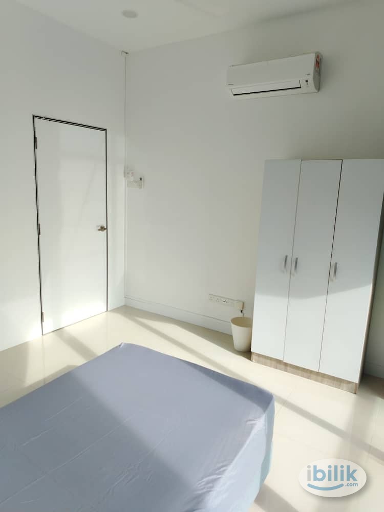 Evoke Residence Balcony Room at Seberang Perai, Penang - Image 2