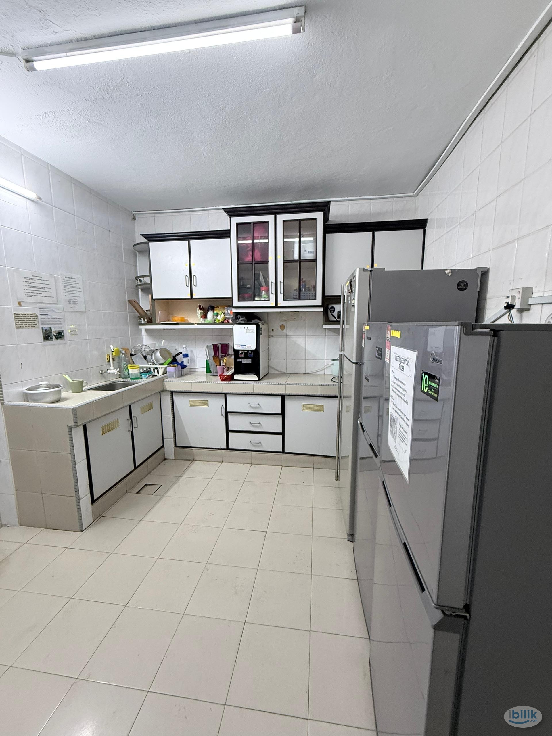Master Room at Sepah Puteri, Kota Damansara, Free Wifi - Image 1