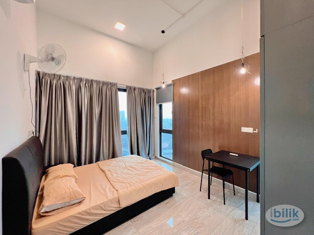 Master Room at SkyVille 8, Old Klang Road - Image 1