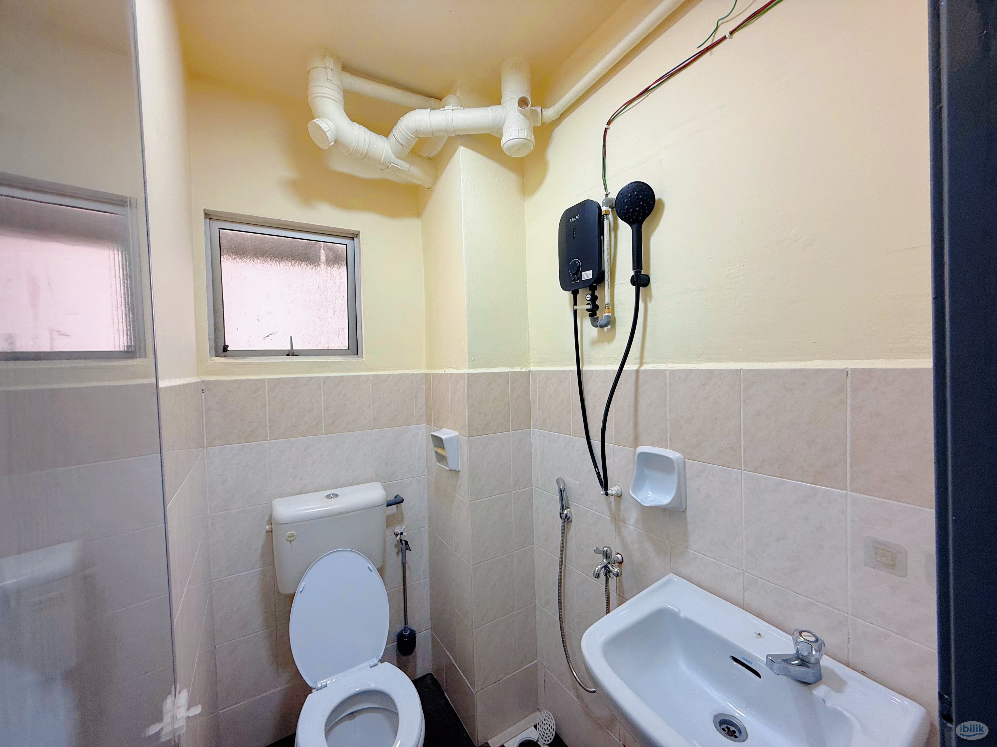 Single Room at Flora Damansara, Damansara Perdana - Image 3