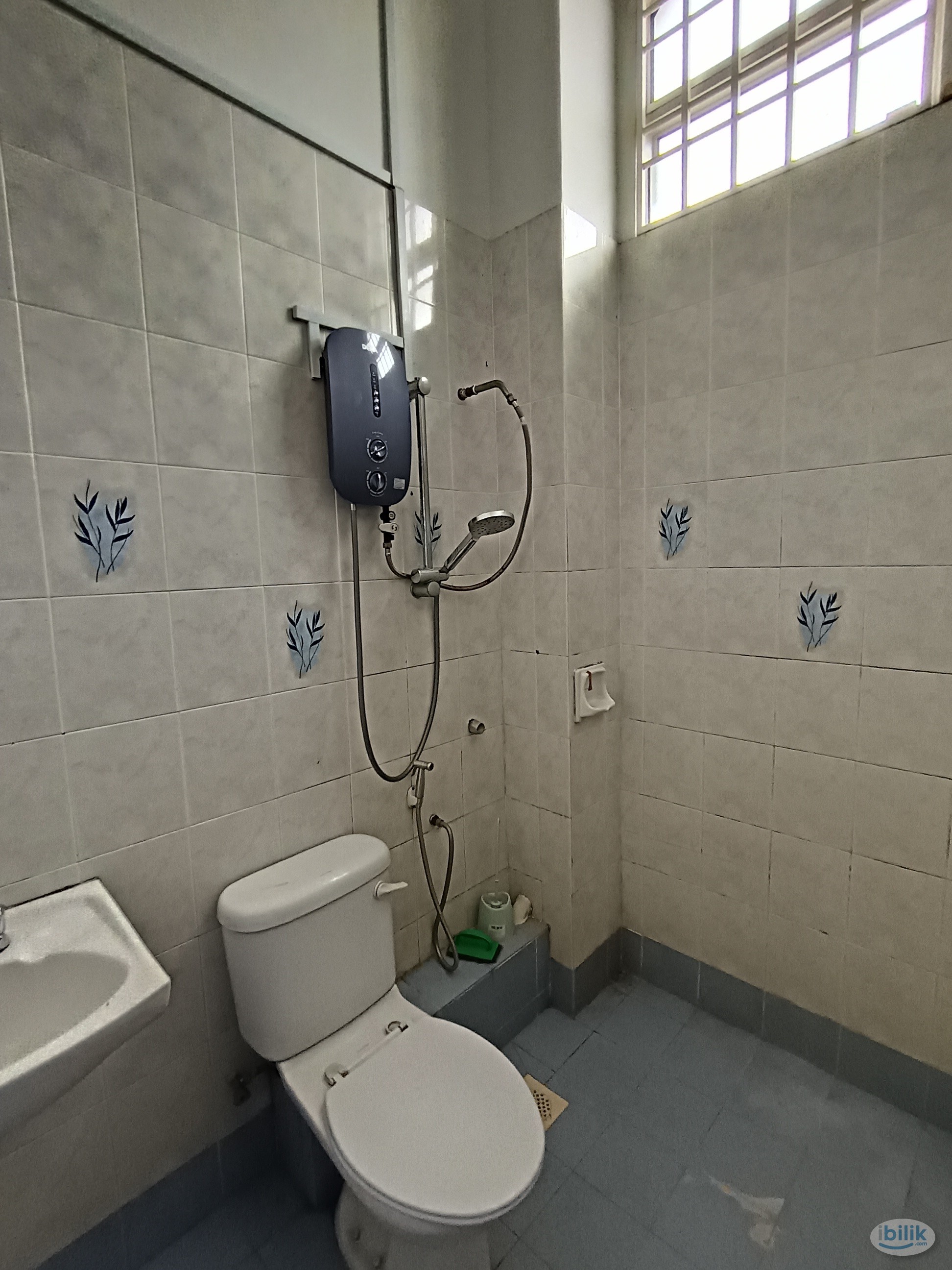 Master Room at Setia Alam, Shah Alam - Image 4