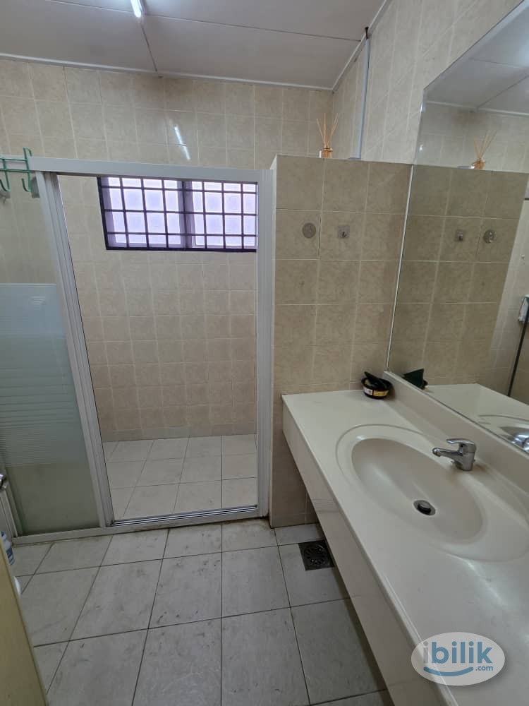 KOTA DAMANSARA, MASTER ROOM TO RENT, ZERO DEPOSIT - Image 4