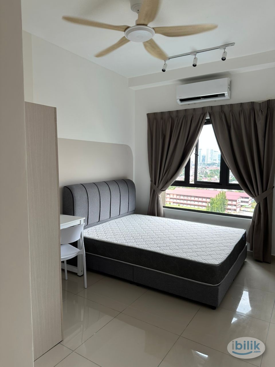 Middle Room at Southbank Residence, Old Klang Road - Image 3