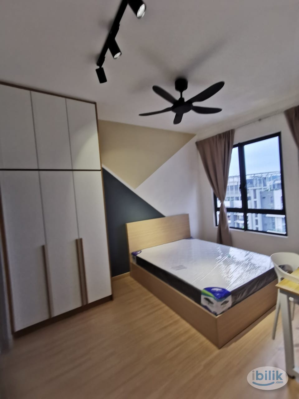 Middle Room at Nikka City Sentral Residence, Bandar Sri Permaisuri - Image 1