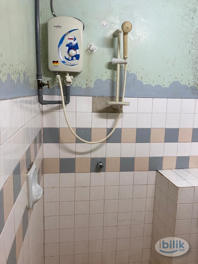 Middle Room at Menara Bakti, Petaling Jaya - Image 2