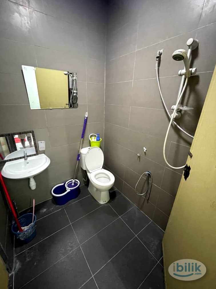 FEMALE ONLY, FREE WIFI+UTILITIES, Middle Room at PJS 7, Bandar Sunway - Image 4