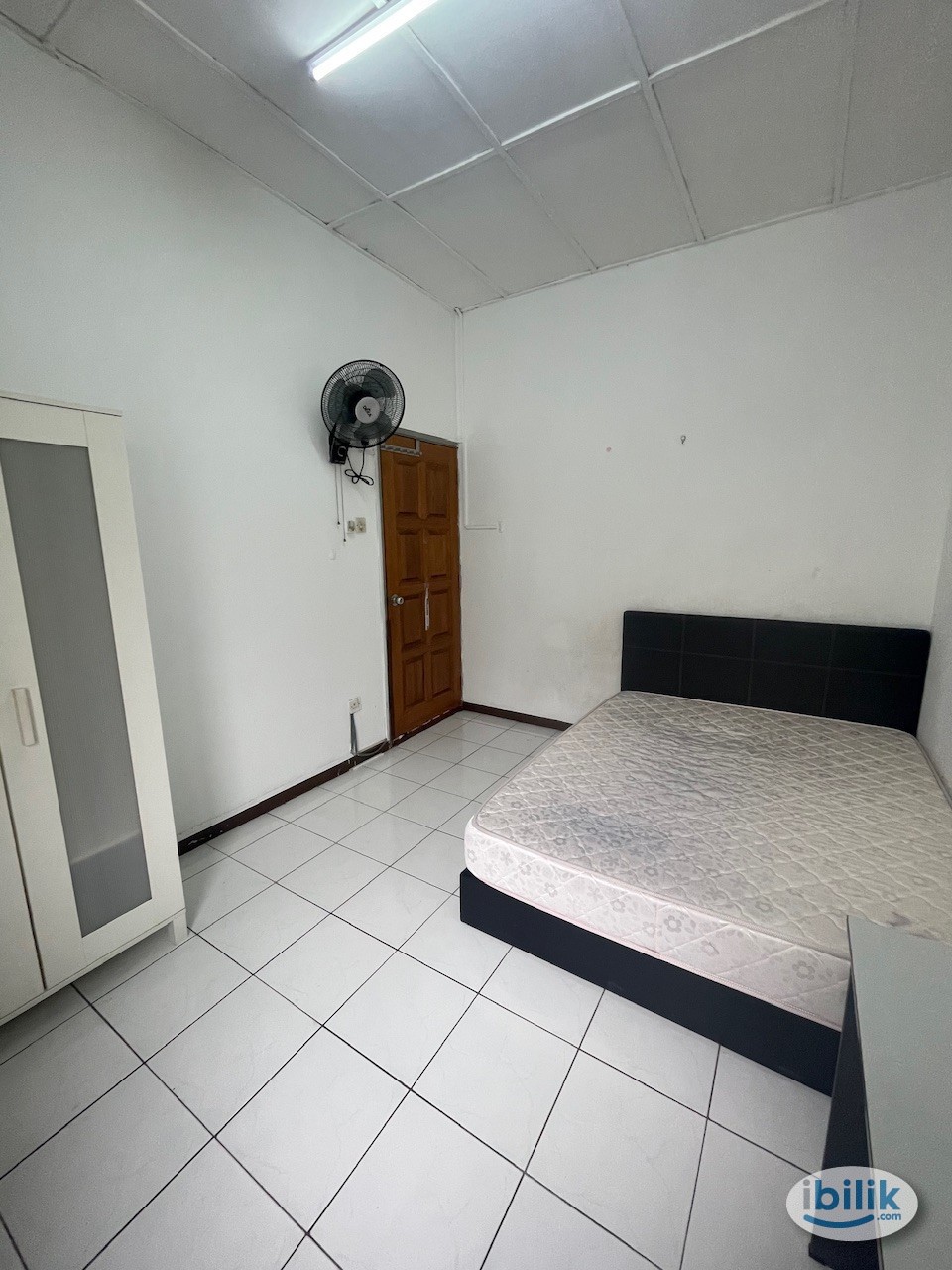 FREE WIFI+UTILITIES, Middle Room at USJ 1, UEP Subang Jaya - Image 1