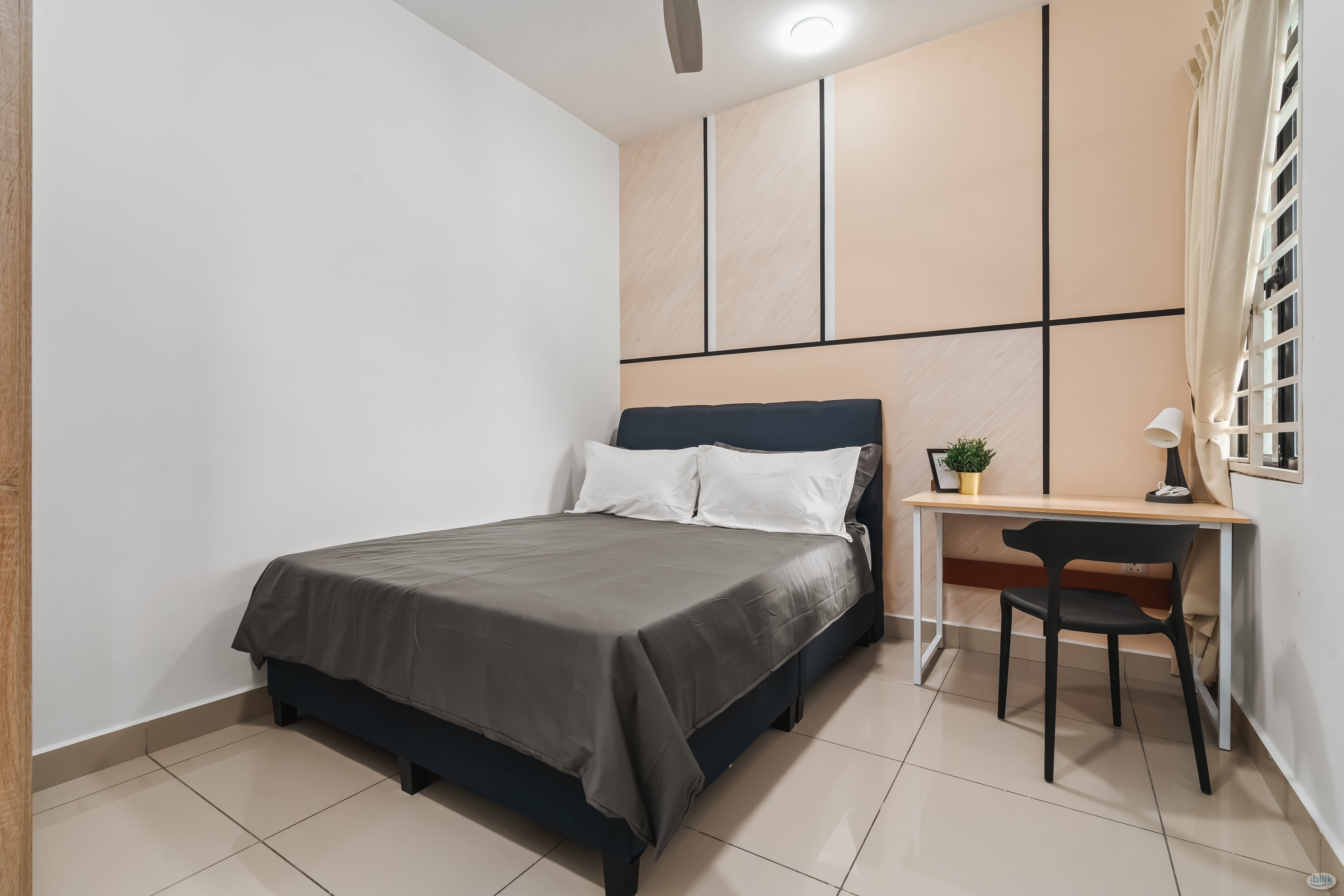 Middle Room at One Damansara, Damansara Damai - Image 1