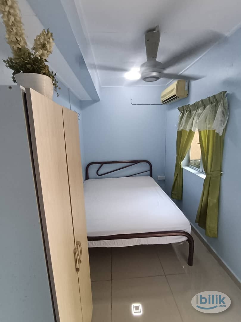 Premium Couple Master Room•Private Bath•Tuanku Jaafar Senawang •WIFI - Image 1