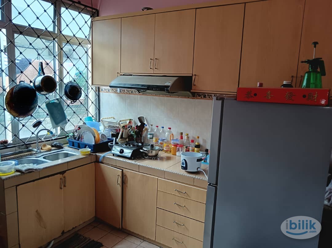 Premium Couple Master Room•Private Bath•Tuanku Jaafar Senawang •WIFI - Image 3
