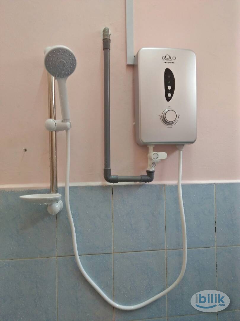 1pax Male Room • Attached Bathroom • WiFi • 5mins to Samsung/Ansell • TTJ Semi-D - Image 4