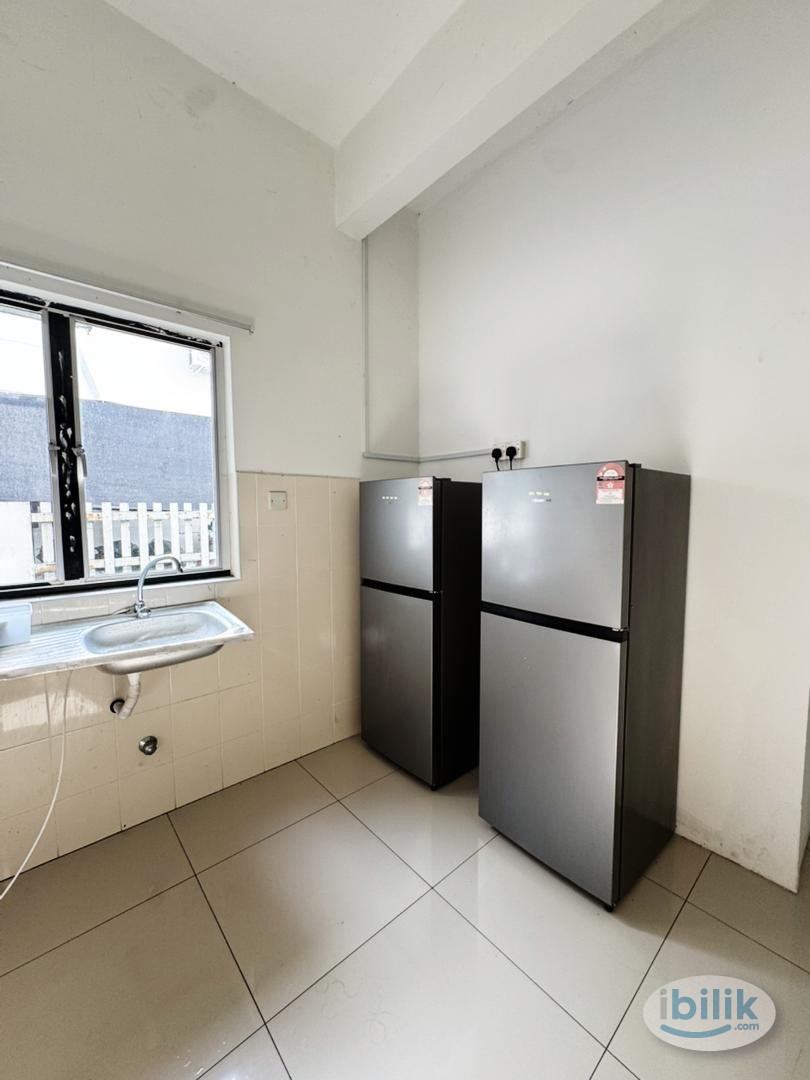 LAST YEAR PROMO 🔉Middle Room for Rent + Air-Cond at Setia Alam🌟Zero Deposit & Free Utilities‼️😍 - Image 5