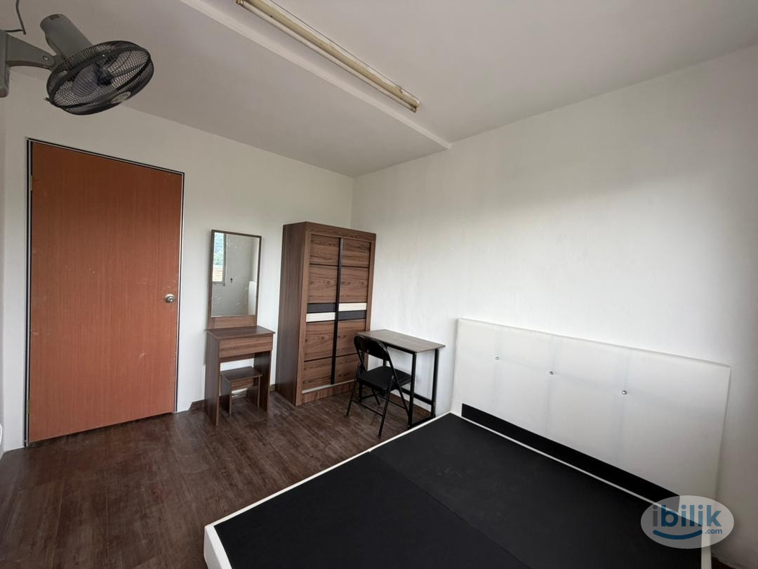Master Room at Tanjung Tokong, Penang - Image 2