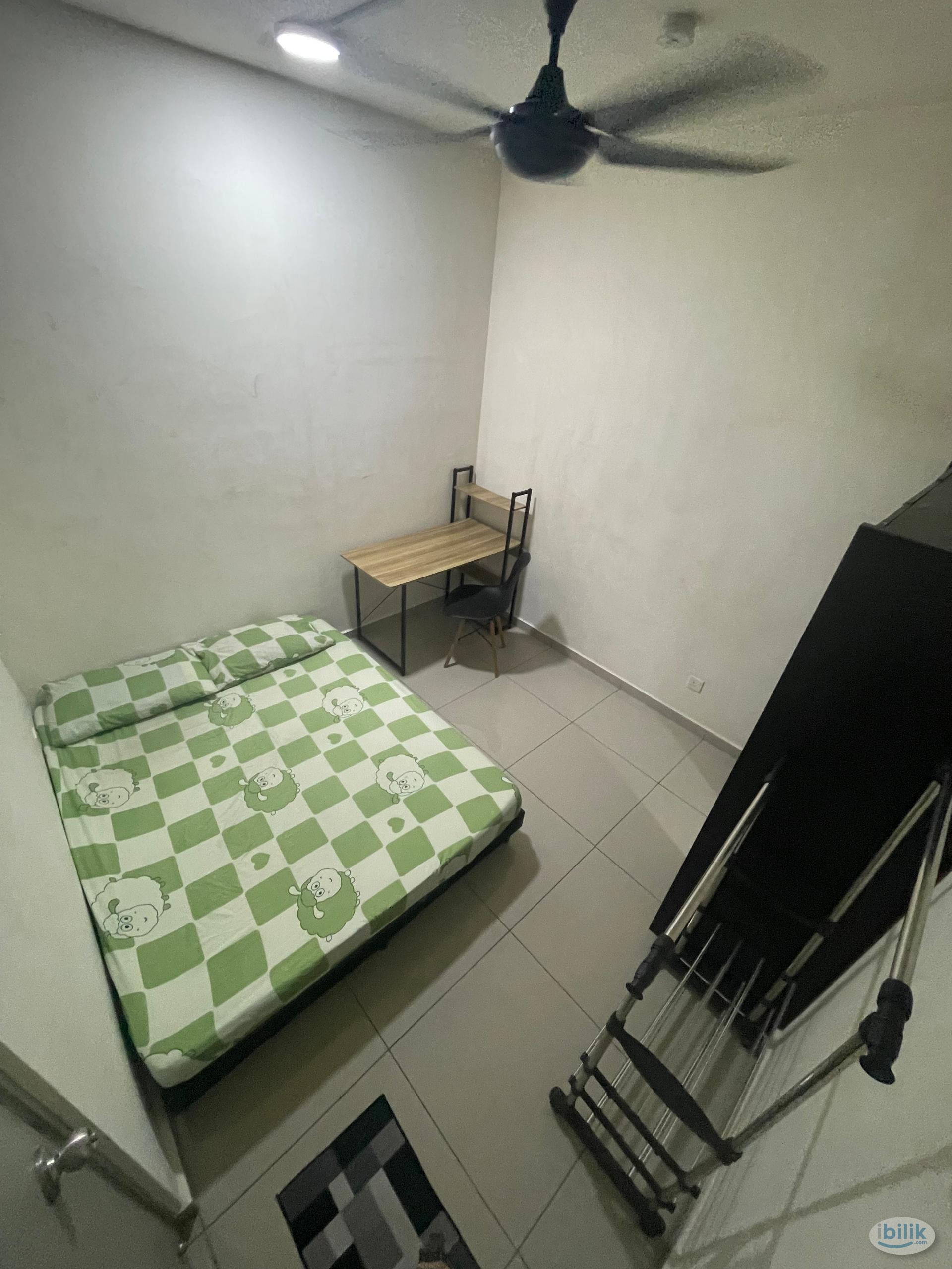 (Female Only) Middle Room at The Edge Residence, UEP Subang Jaya (Near Matahari Grocer) - Image 1