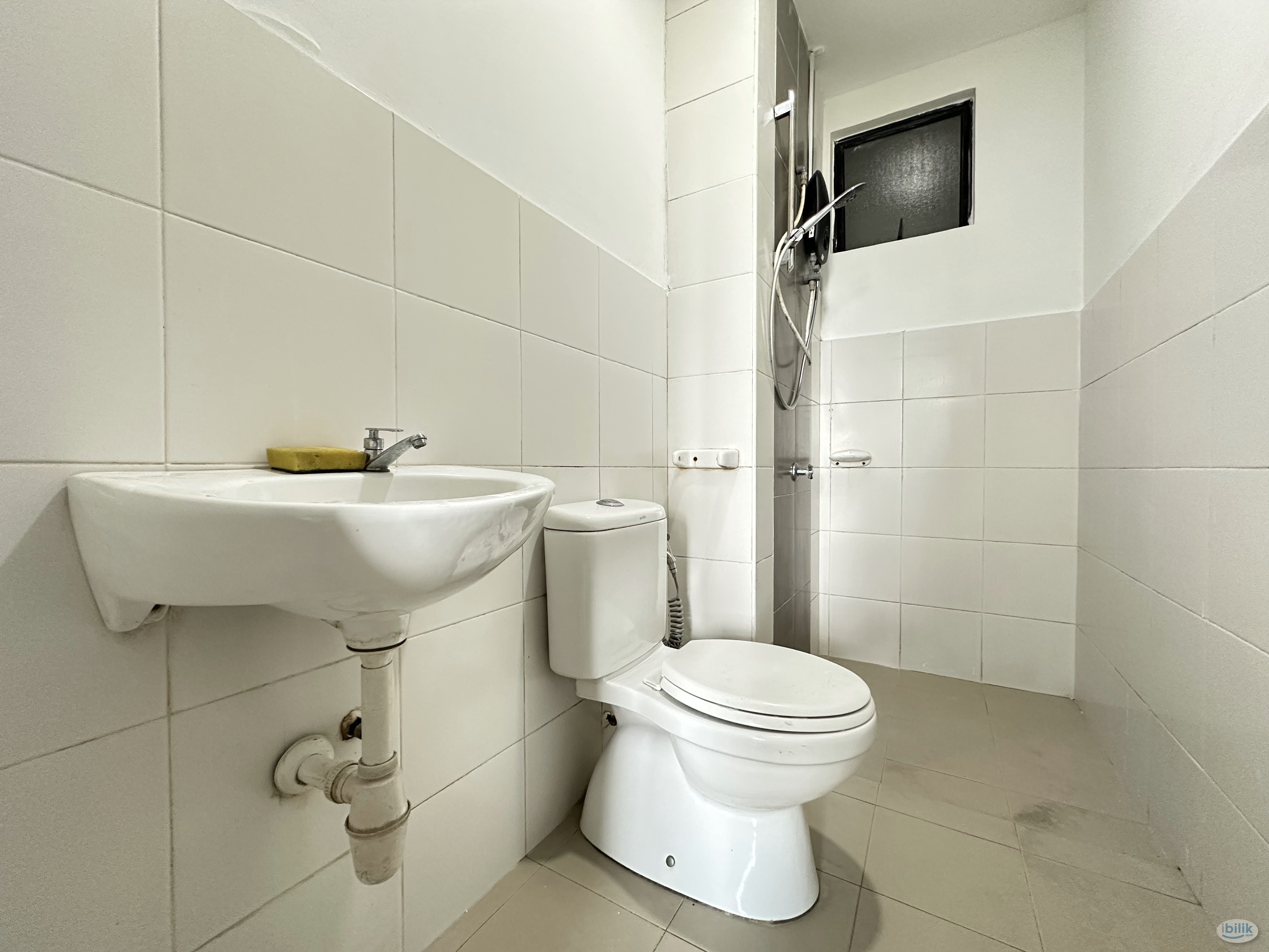 🔥Tampoi Jentayu Residency Condo Fully Furnished Medium Aircon Room for Rent🔥 - Image 2