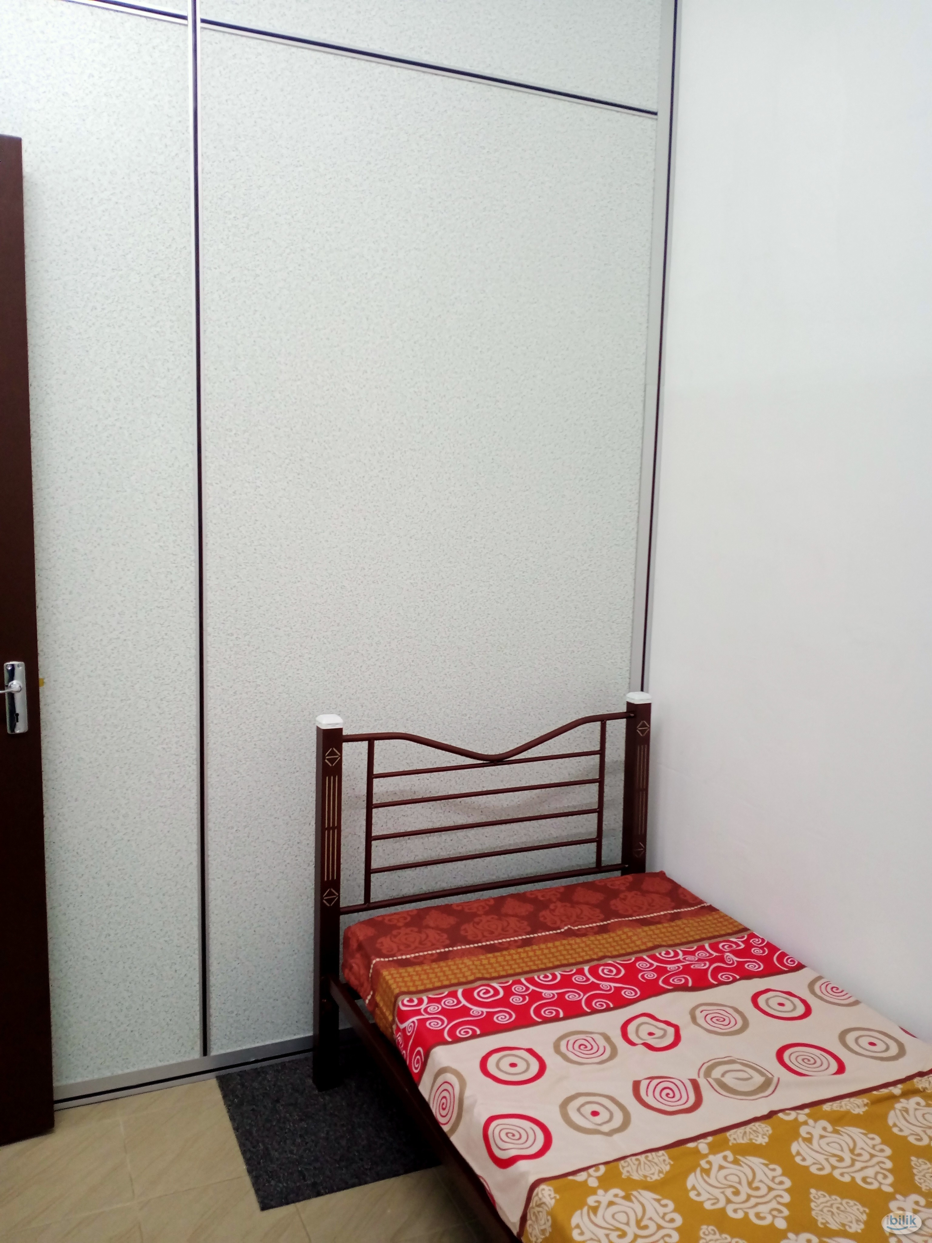 Single Room for ladies at Kuantan Town Center, Pahang - Image 2