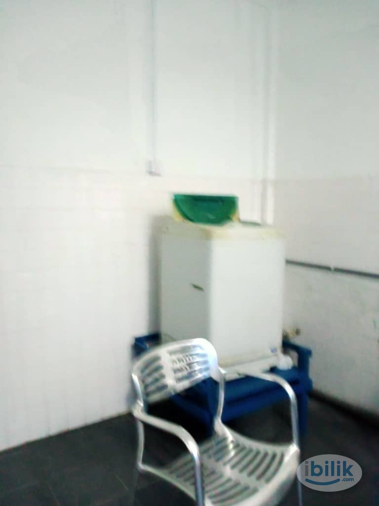 Single Room for ladies at Kuantan Town Center, Pahang - Image 5