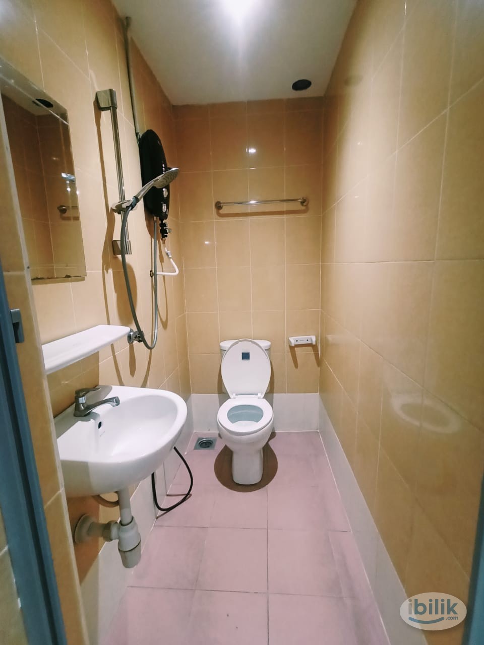 Super Convinience room in kepong, 4 min walk to MRT🚎 and fully furnished 📌. Suitable for who looking for privacy 🔥🫵 - Image 2