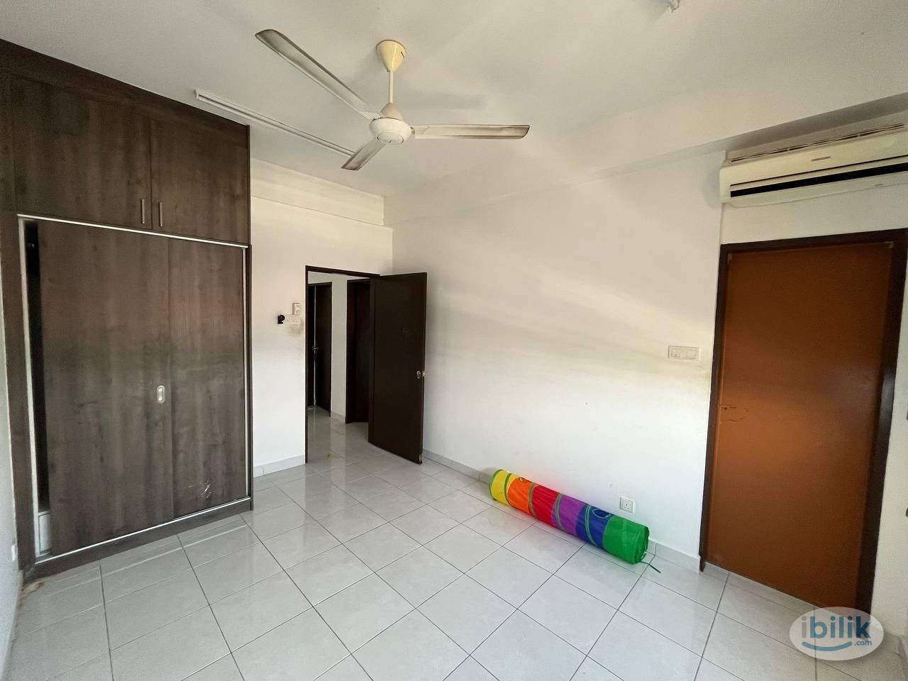 Master Room at Mutiara Heights, Kajang - Image 3