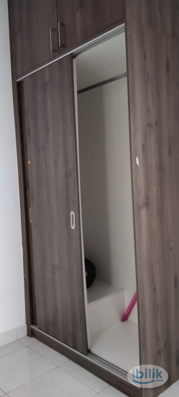 small room female kajang - Image 2