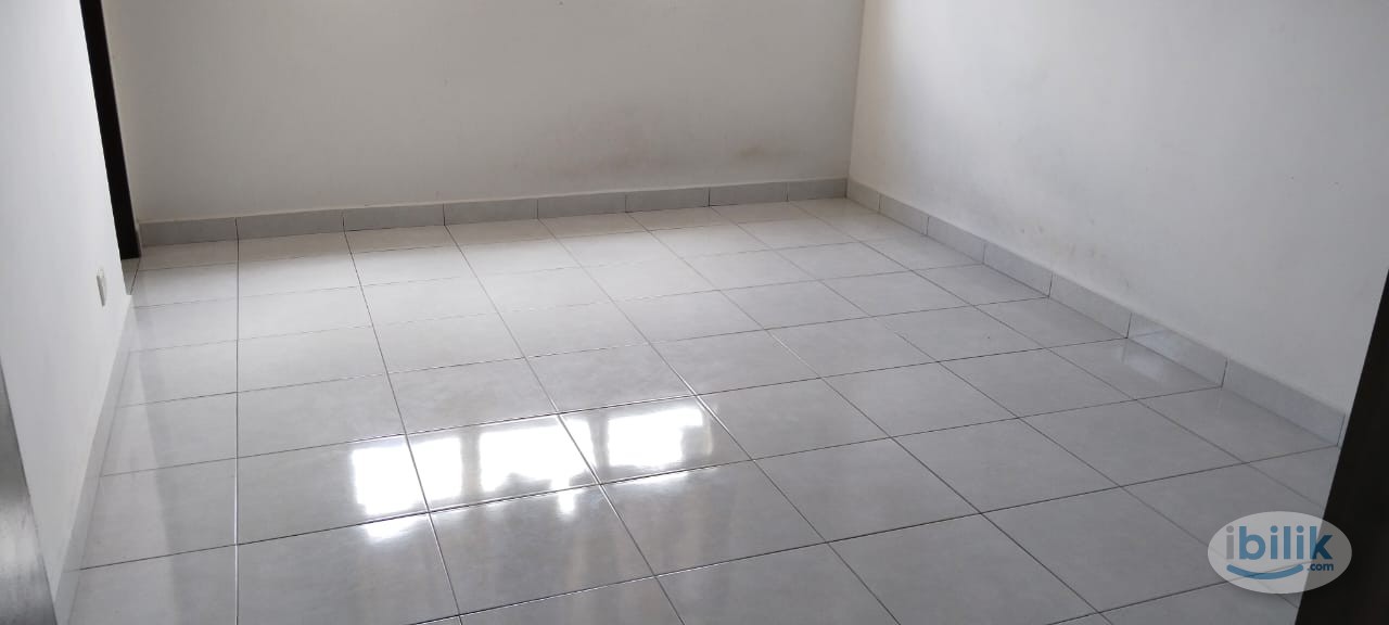 small room female kajang - Image 3