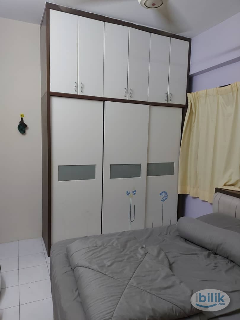 Master Room at Gelugor, Penang - Image 1