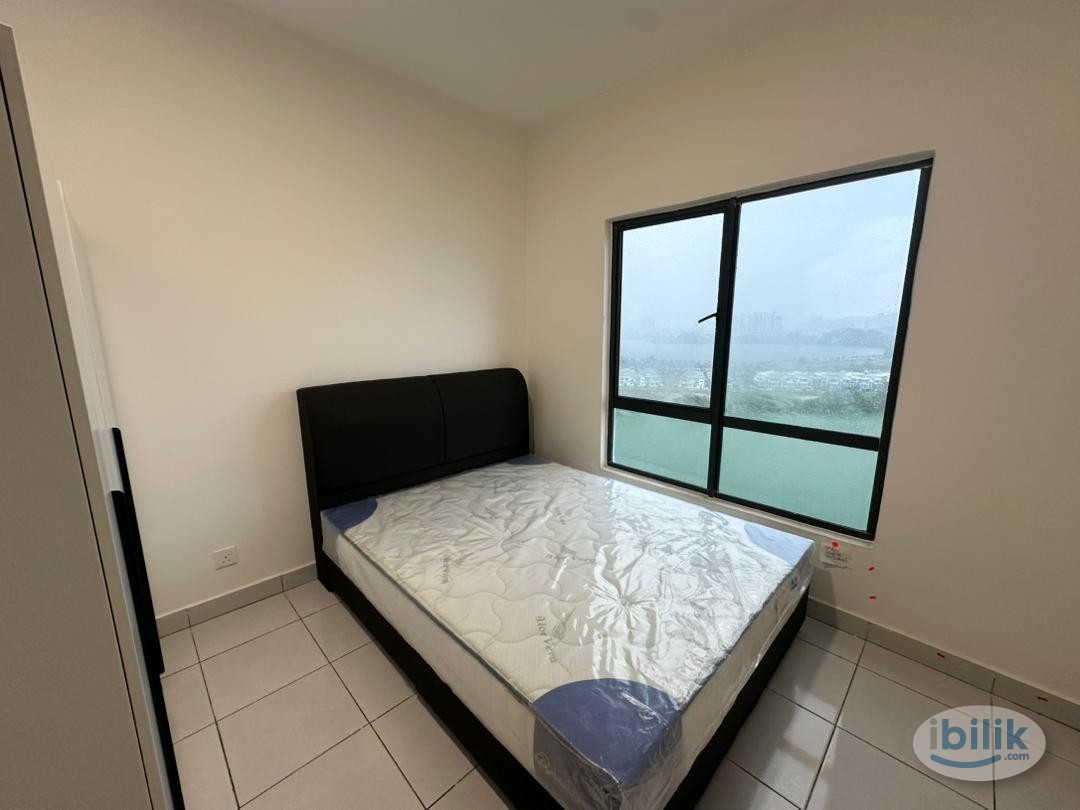 Middle Room at Taman Putra Perdana, Puchong - Image 1